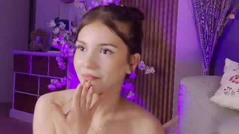 Lexi  online show from June 11, 2:53 am