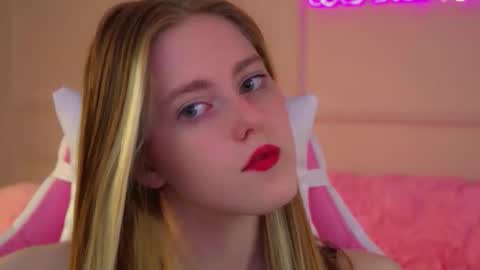 Lexi online show from September 28, 6:19 am