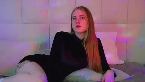 Lexi online show from February 27, 6:46 am