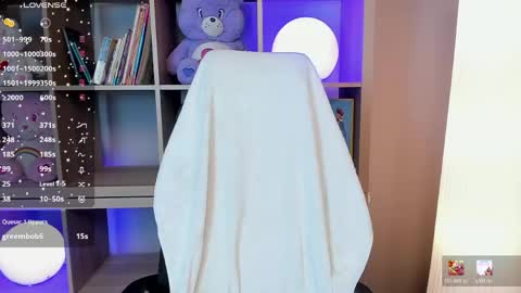 lexirouge           online show from May 23, 4:18 am