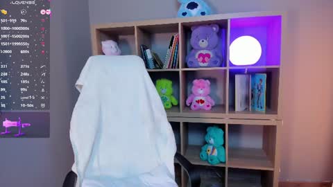lexirouge           online show from June 23, 3:04 am
