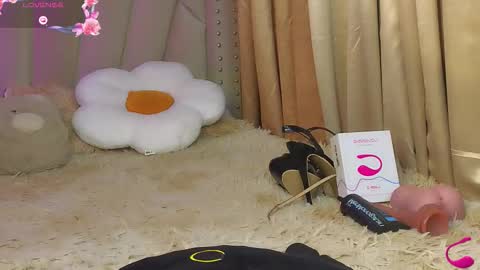 Naturaly Born Goddess  Ms. kendall  online show from December 19, 1:34 am