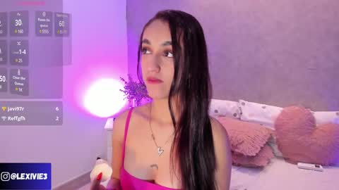 Snapshot of lexivie chatting on March 11, 7:37 am lexivie online show from March 11, 7:37 am