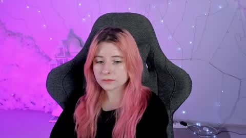 Snapshot of lexiwenford chatting on January 28, 8:57 am Lexi Wenford NO NUDE GODDESS online show from January 28, 8:57 am