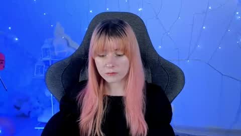 Snapshot of lexiwenford chatting on February 12, 5:58 am Lexi Wenford NO NUDE GODDESS online show from February 12, 5:58 am