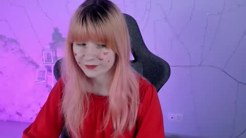 Snapshot of lexiwenford chatting on February 14, 5:51 am Lexi Wenford NO NUDE GODDESS online show from February 14, 5:51 am