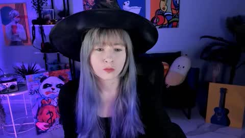 Snapshot of lexiwenford chatting on October 27, 2:59 am Lexi Wenford NO NUDE GODDESS online show from October 27, 2:59 am