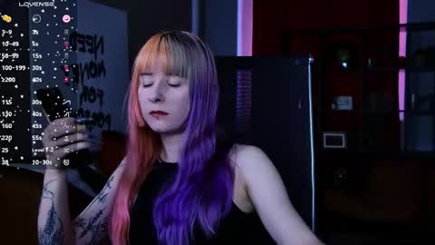 Snapshot of lexiwenford chatting on July 29, 4:54 am Lexi Wenford NO NUDE GODDESS online show from July 29, 4:54 am