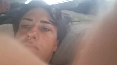 Snapshot of lexndemm11 chatting on April 3, 3:32 pm lexndemm11 online show from April 3, 3:32 pm