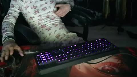 Snapshot of lexxa_tgirl chatting on July 1, 6:07 pm lexxa_tgirl online show from July 1, 6:07 pm