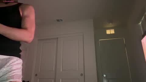 Dromaeosaurex online show from February 2, 7:18 am