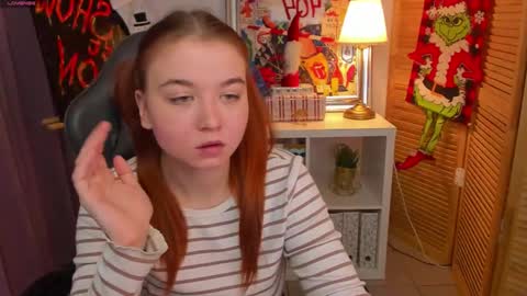 Snapshot of lexxxyone chatting on December 11, 6:31 pm lexxxyone online show from December 11, 6:31 pm