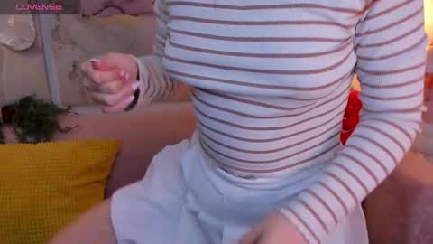 Snapshot of lexxxyone chatting on January 5, 7:49 pm lexxxyone online show from January 5, 7:49 pm