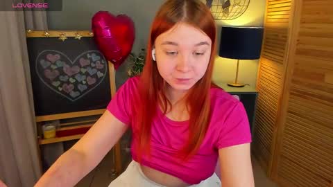 Snapshot of lexxxyone chatting on March 11, 8:20 pm lexxxyone online show from March 11, 8:20 pm