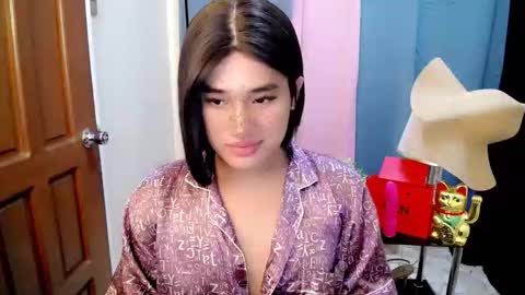 Snapshot of lexy_babexxx chatting on June 2, 8:27 am lexy_babexxx online show from June 2, 8:27 am