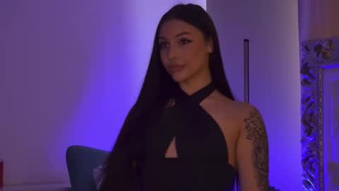 Snapshot of lexy_banks chatting on April 7, 7:20 am LexyBanks online show from April 7, 7:20 am