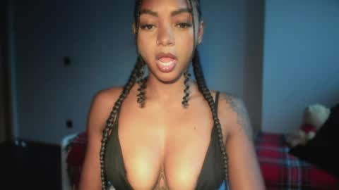 Snapshot of lexy_squirt_queen chatting on May 30, 10:56 am LEXY - Independent account online show from May 30, 10:56 am
