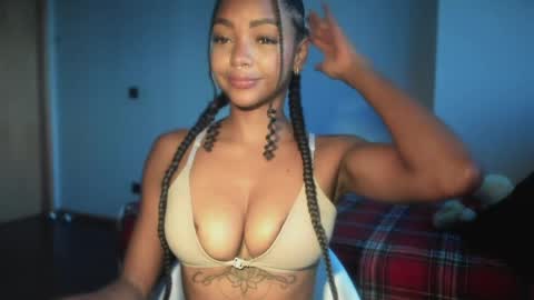 Snapshot of lexy_squirt_queen chatting on May 31, 10:22 am LEXY - Independent account online show from May 31, 10:22 am