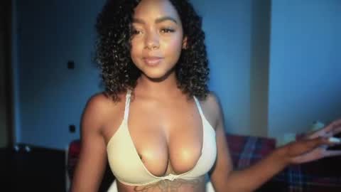 LEXY - Independent account online show from June 30, 2:07 pm