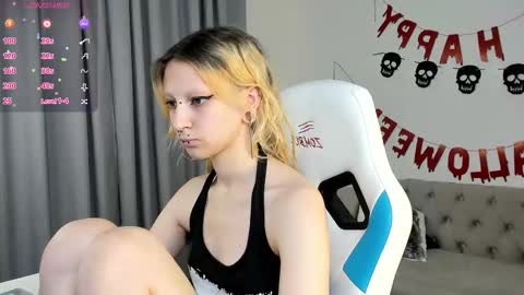 Snapshot of lexy_woorhez chatting on November 1, 11:34 am Lexy online show from November 1, 11:34 am