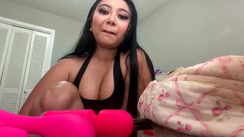 Snapshot of lexymexy22 chatting on April 28, 4:56 pm lexymexy22 online show from April 28, 4:56 pm