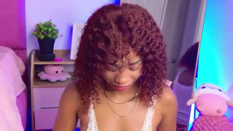 lexyskye online show from April 29, 8:15 pm