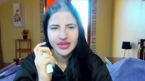 lexyswett online show from October 25, 7:16 am