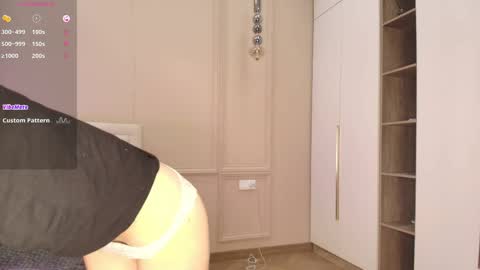 Snapshot of leya_love_u chatting on May 19, 7:09 pm Kate online show from May 19, 7:09 pm