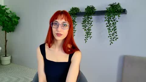 Snapshot of leyaatwood chatting on June 16, 4:31 pm leyaatwood online show from June 16, 4:31 pm