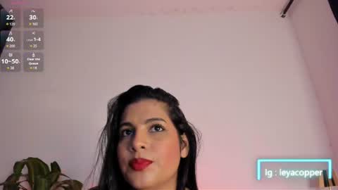 Snapshot of leyacopper chatting on July 27, 11:23 pm Leya online show from July 27, 11:23 pm