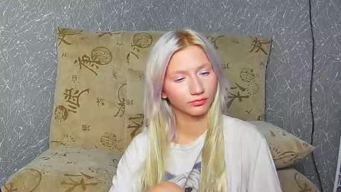 Leya online show from September 15, 9:09 am