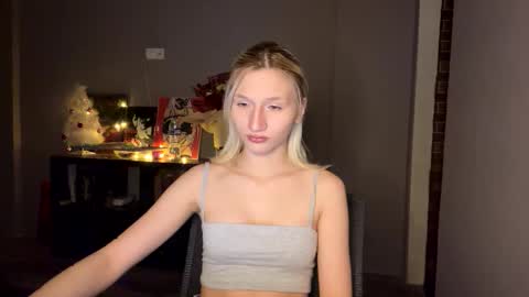 Leya online show from December 19, 6:48 pm