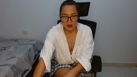 leydy_day online show from October 29, 10:55 pm
