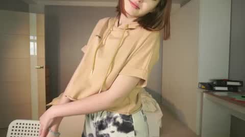 Snapshot of leyla_grace chatting on June 8, 5:08 am leyla_grace online show from June 8, 5:08 am