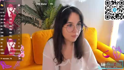 Snapshot of leylamirage chatting on June 3, 2:33 pm leylamirage online show from June 3, 2:33 pm