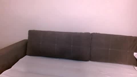 Snapshot of li_noen chatting on November 13, 1:04 am Li online show from November 13, 1:04 am