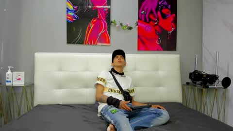 Snapshot of lia78couple chatting on May 23, 9:30 pm lia78couple online show from May 23, 9:30 pm