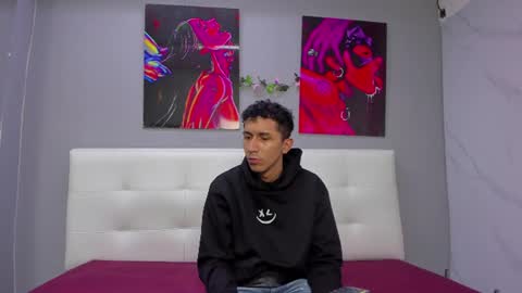 lia78couple online show from July 18, 8:34 pm