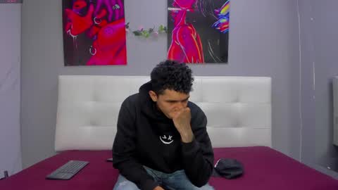lia78couple online show from July 23, 9:13 pm