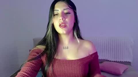 Lia  online show from May 7, 1:11 am