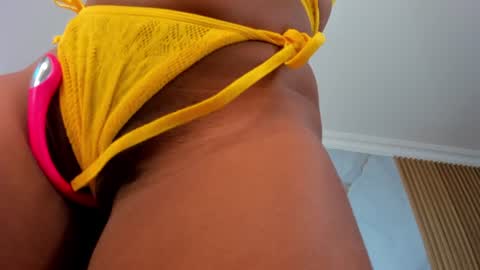 Snapshot of lia_16_ chatting on July 21, 2:52 pm lia_16_ online show from July 21, 2:52 pm