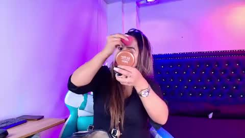Snapshot of lia_adamsss chatting on July 29, 3:37 am Lia online show from July 29, 3:37 am