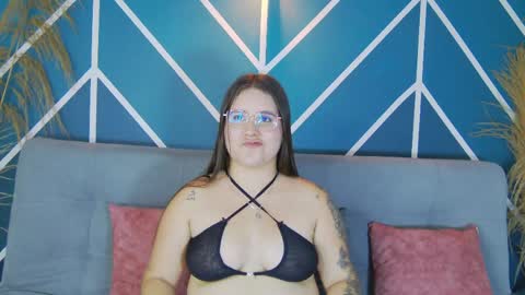 Snapshot of lia_avalon chatting on May 25, 11:38 am Lia Avalon online show from May 25, 11:38 am