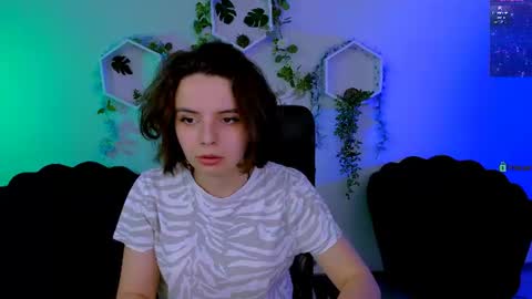 lia_dream_ online show from June 16, 8:17 am