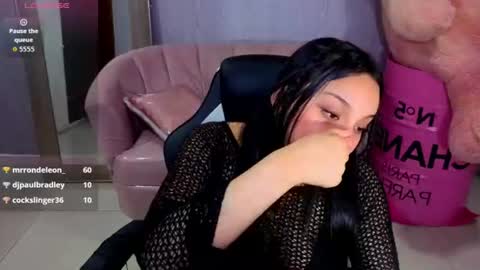 lia_harper_t online show from June 14, 3:14 pm