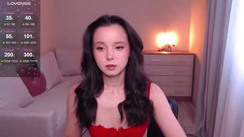 Snapshot of lia_hetty chatting on March 1, 1:40 pm L I A online show from March 1, 1:40 pm