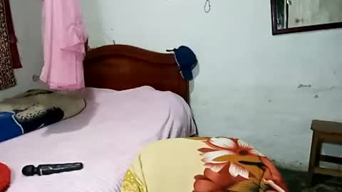 Snapshot of lia_hottie chatting on June 20, 2:58 am Lia online show from June 20, 2:58 am