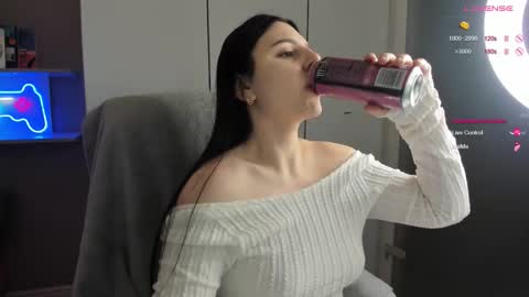 Lia online show from November 24, 8:36 am