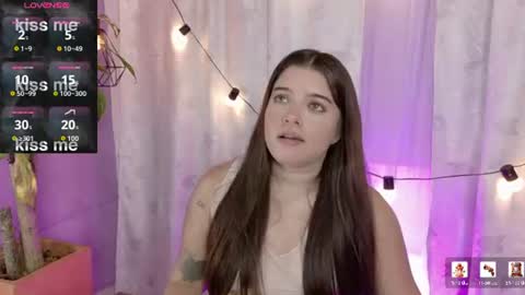 Snapshot of lia_little18 chatting on July 29, 9:57 pm lia_little18 online show from July 29, 9:57 pm