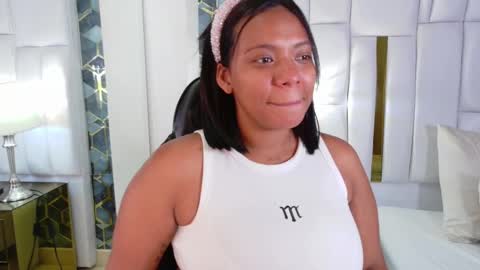 lia_mariana online show from October 22, 6:29 pm